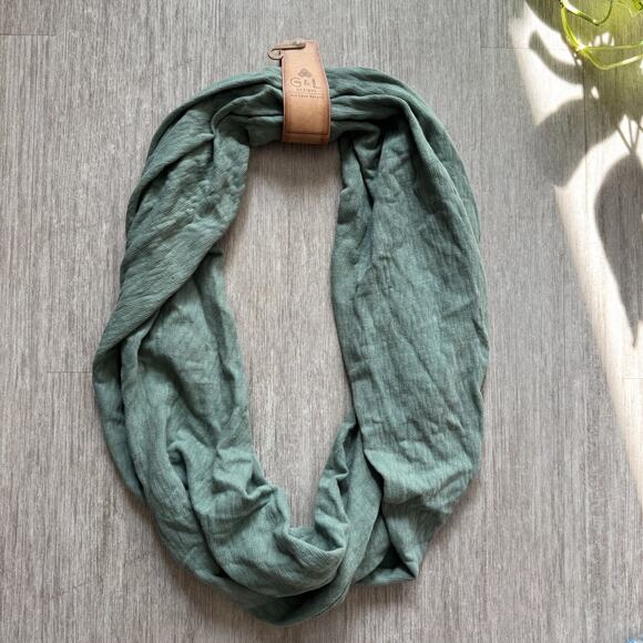 G&L Positive Goods Raina Loop Scarf NWT Upcycled Recycled Green - Picture 1 of 5